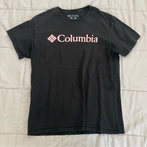 Columbia t shirt size medium